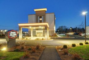 Hampton Inn & Suites Boston/Stoughton